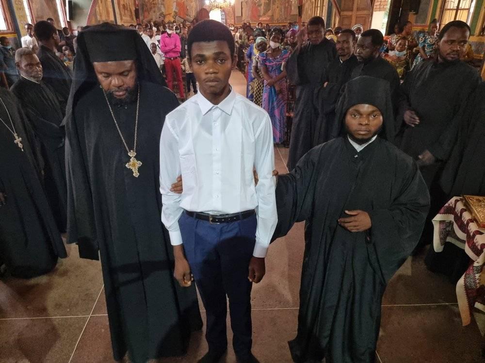 Κουρά Μοναχού στην Κανάγκα (ΦΩΤΟ)