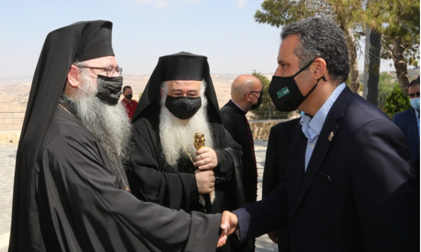 وزير السياحة يطلق مشروع تأهيل درب الحج المسيحي بمادبا