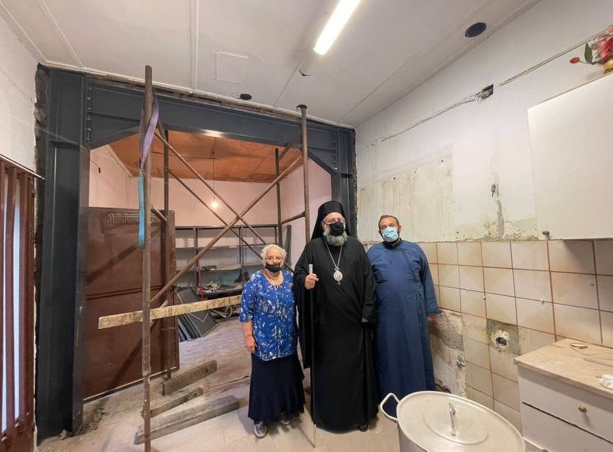 Ανακαινίσεις στο χώρο συσσιτίων σε Ενορία των Τρικάλων