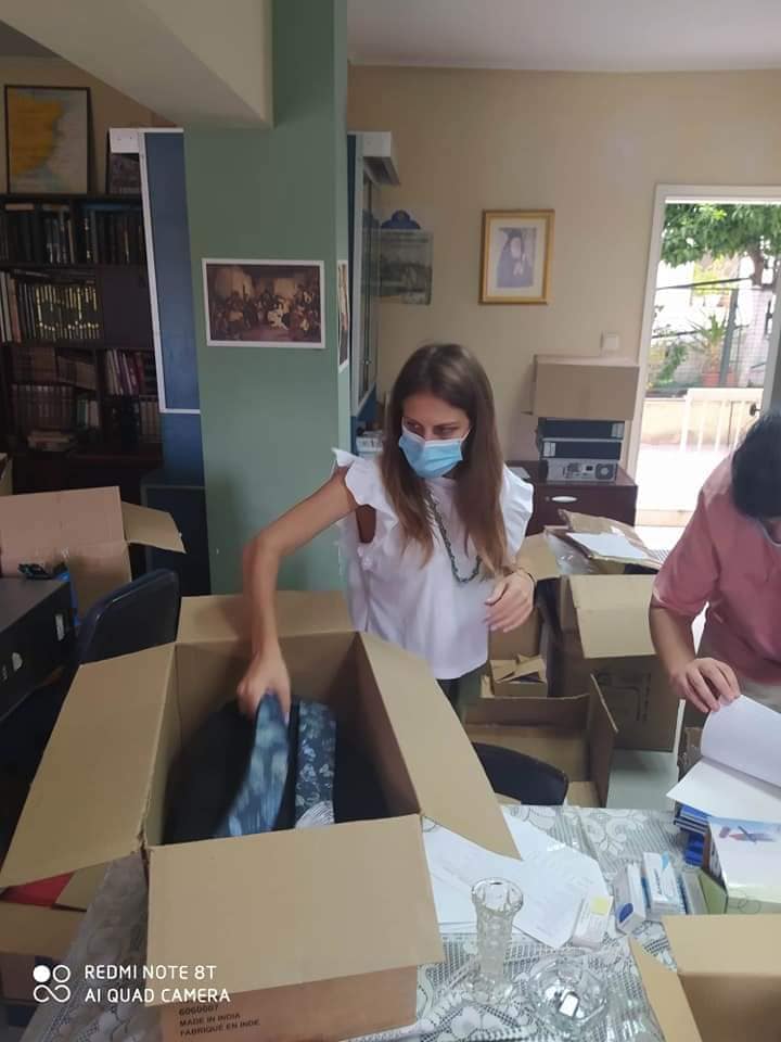 Δωρεά σχολικού υλικού από τους Πολίτες σε μαθητές της Λίμνης Ευβοίας