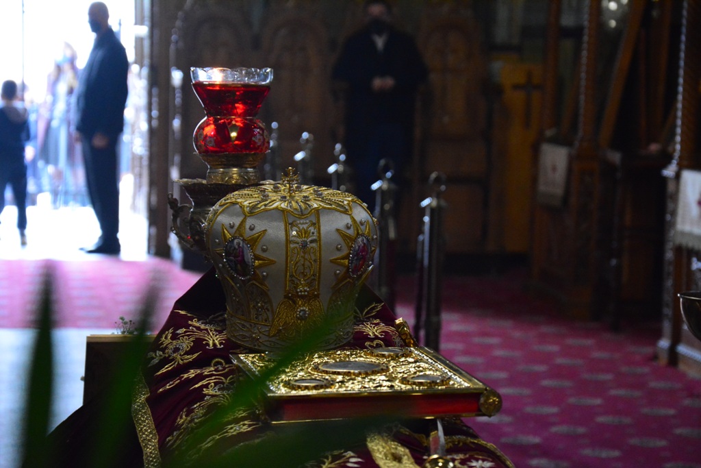 Σε κλίμα πένθους και συγκίνησης η Εξόδιος Ακολουθία του μακαριστού Μητροπολίτη Αιτωλίας