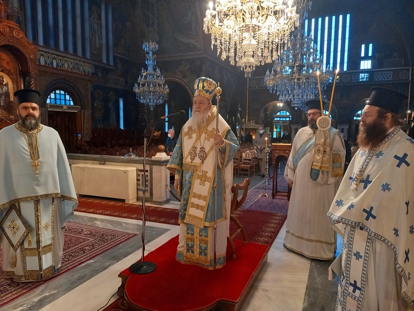 Κορίνθου: Με την μετάνοια θα λάμψει το φως του Χριστού στις καρδιές μας