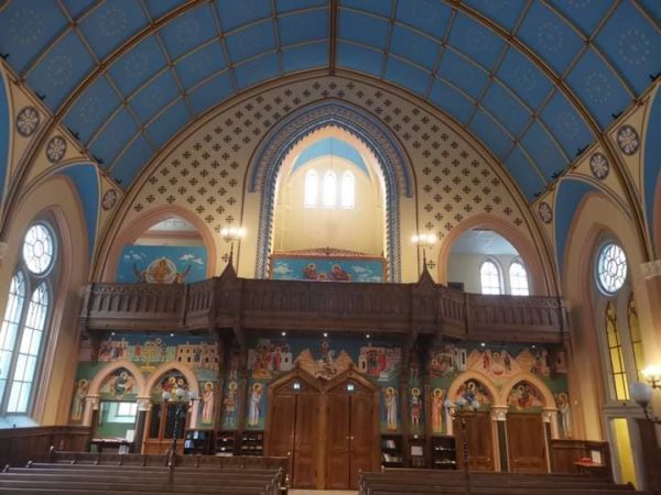 Σουηδία – νέα μέτρα: Έως 50 άτομα στους ναούς