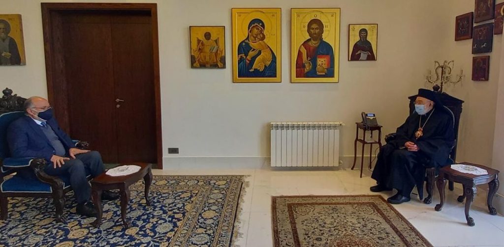 استقبل سيادة متروبوليت بيروت وتوابعها المطران الياس عوده وزير