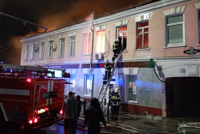 Церковь оказывает помощь пострадавшим при пожаре в многоквартирном доме в Ялте