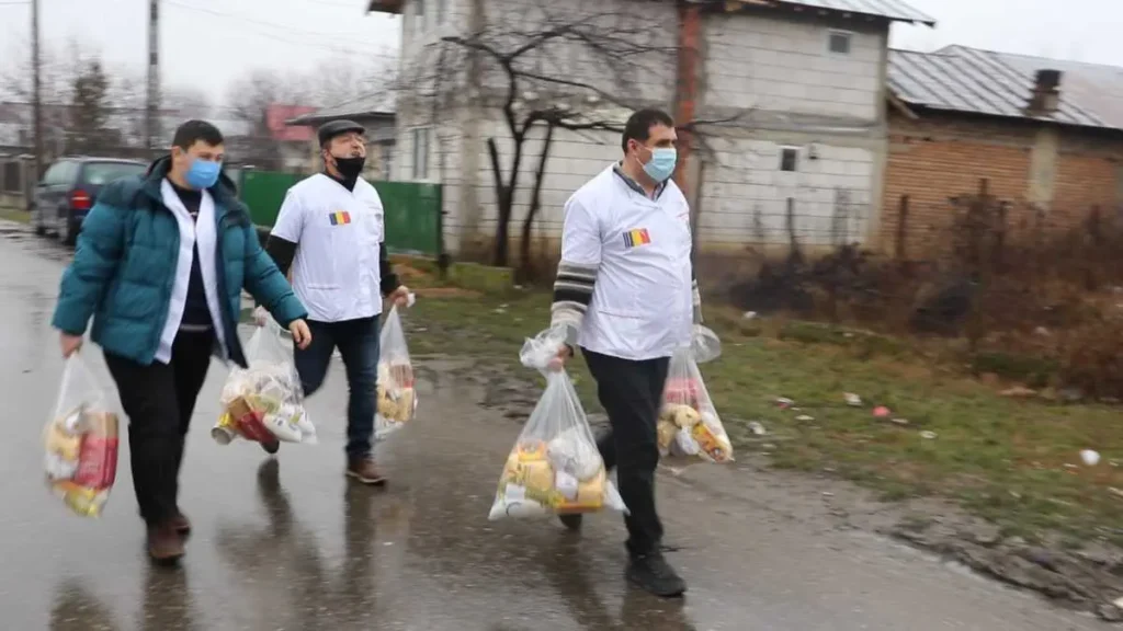 Τρόφιμα σε 32 πολύτεκνες οικογένειες στην Πράχοβα