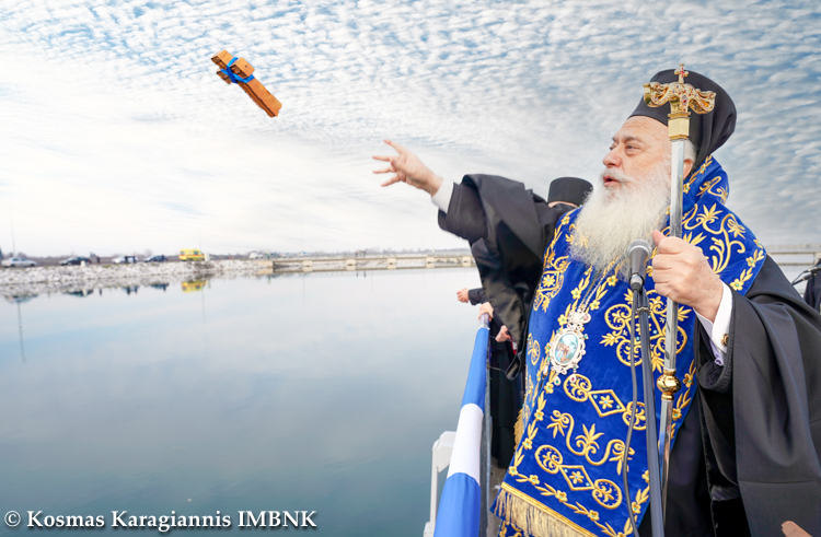 Καταδύσεις του Τιμίου Σταυρού σε Αλιάκμονα, Θερμαϊκό και Λουδία (φώτο)