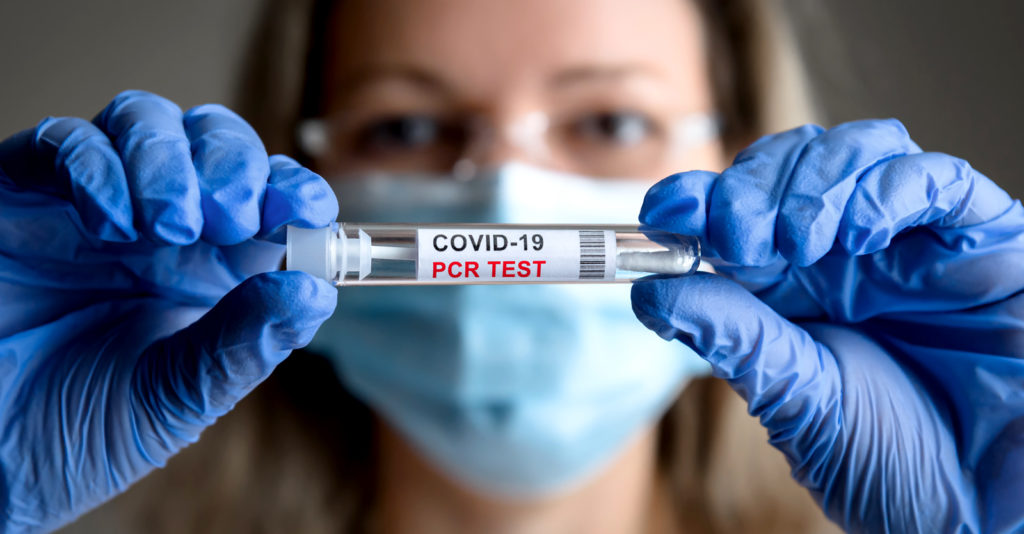 Επίσημο: Στα 47 ευρώ η ανώτερη τιμή των PCR test