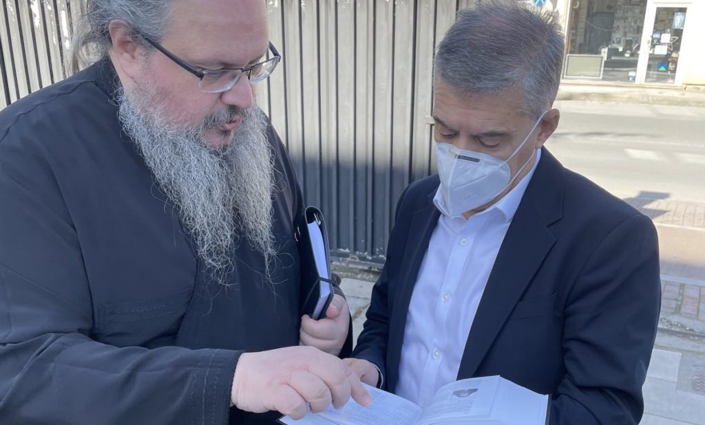 Ευχές του Περιφερειάρχη Θεσσαλίας στον Μητροπολίτη Λαρίσης