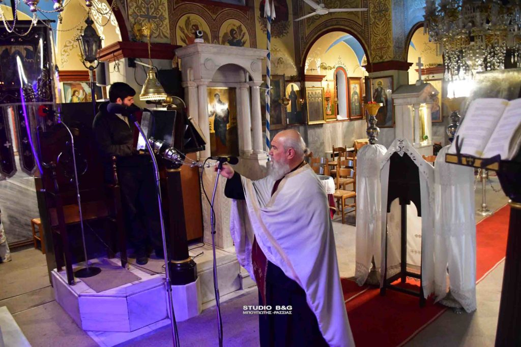 Εσπερινός του Αγίου Αθανασίου στον Ιερό Ναό Θεομάνας Νέας Κίου στην Αργολίδα