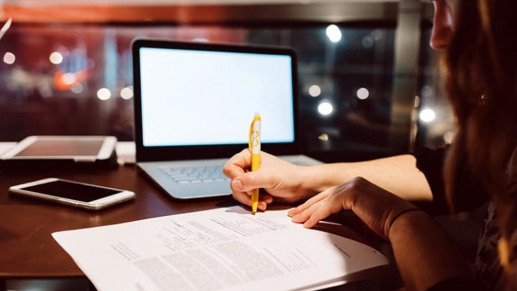 Υπουργείο Παιδείας για τηλεκπαίδευση: Προς ικανοποίηση των τεχνικών ζητημάτων