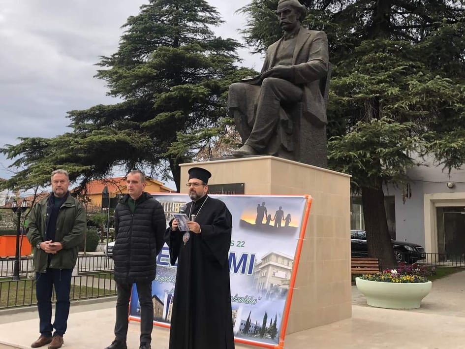 Ο Μητροπολίτης επικεφαλής στην πορεία ειρήνης στο Ελμπασάν