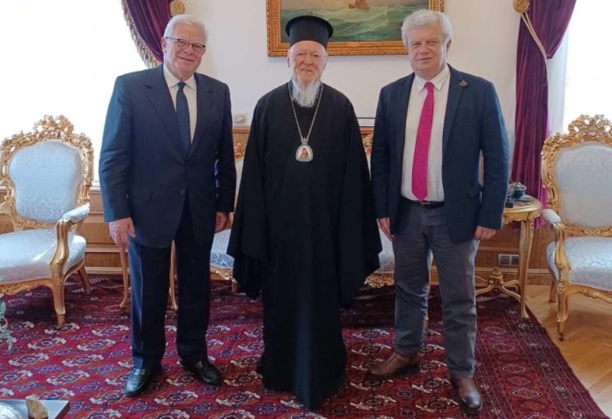 Αναγόρευση Οικουμενικού Πατριάρχη σε Επίτιμο Καθηγητή του Ελληνικού Ανοικτού Πανεπιστημίου